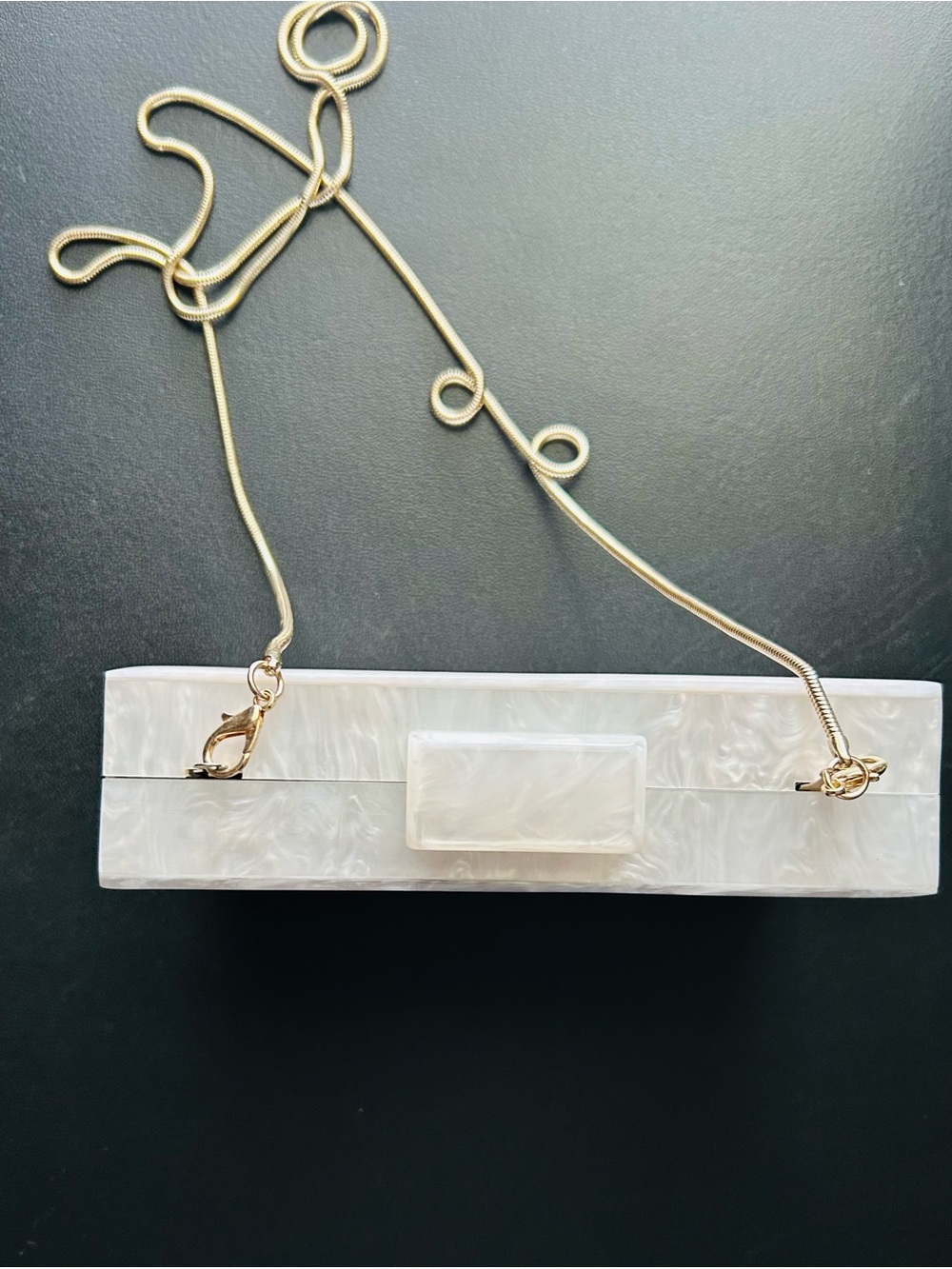 Urban Expressions Acrylic Pearl Clutch - Picture 2 of 3